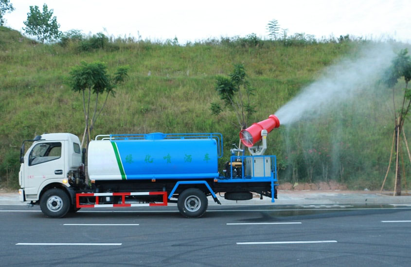 電動垃圾車（小型四輪電動垃圾清運車）高炮功能演示