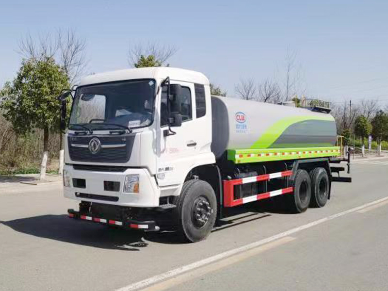 東風(fēng)天錦灑水車圖片2