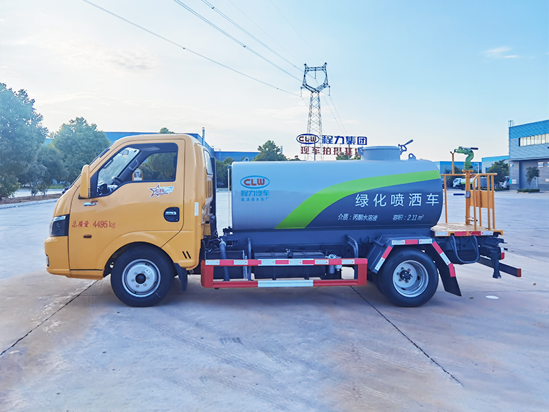 東風途逸2.5方綠化噴灑車圖片4